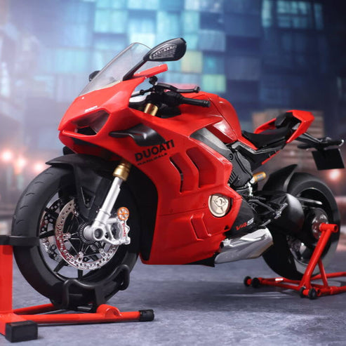 1:6 Ducat V4s - With Smoke